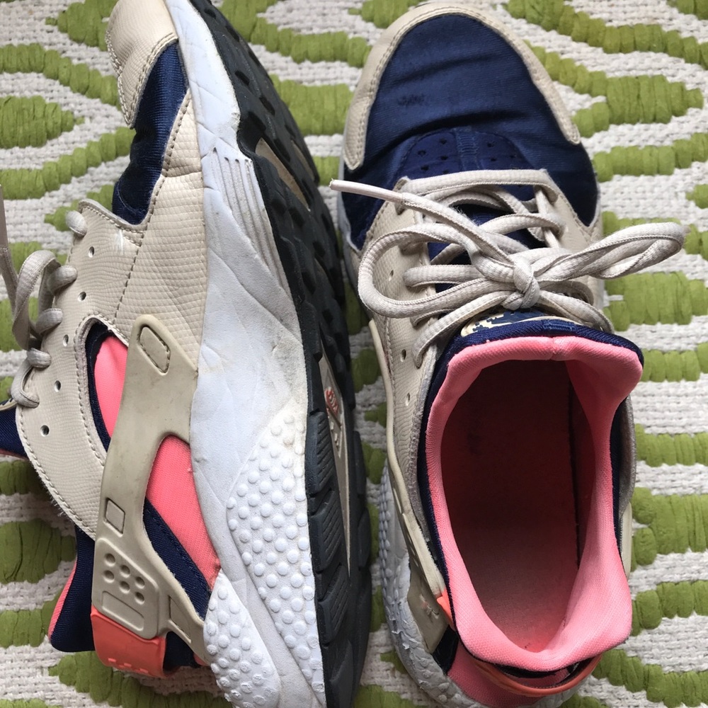 Huaraches - Picture 3 of 4